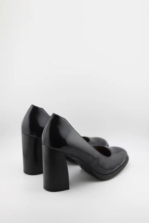 Wonders Patent Leather Block Heel Pumps